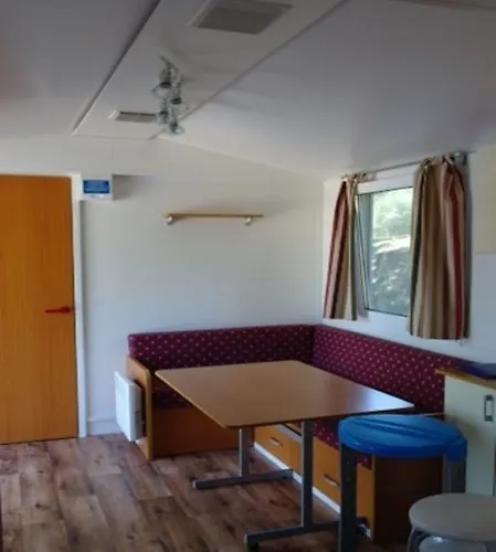 Hotel Holiday Chalets Camping Class 3*