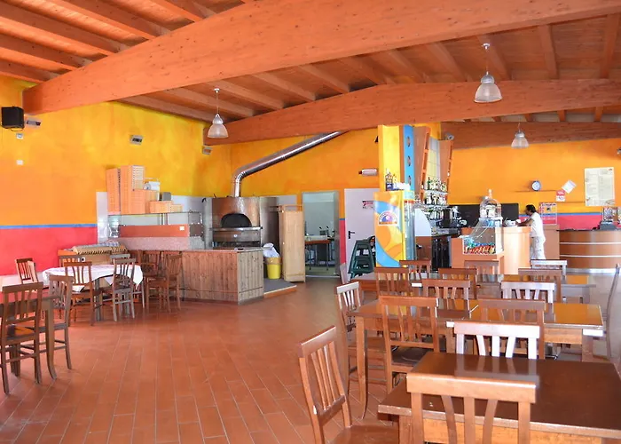 Holiday Chalets Camping Class 3*