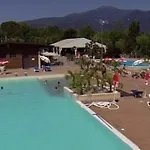 Holiday Chalets Camping Class