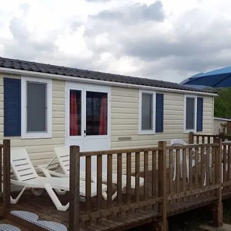 Holiday Chalets Camping Class 3*